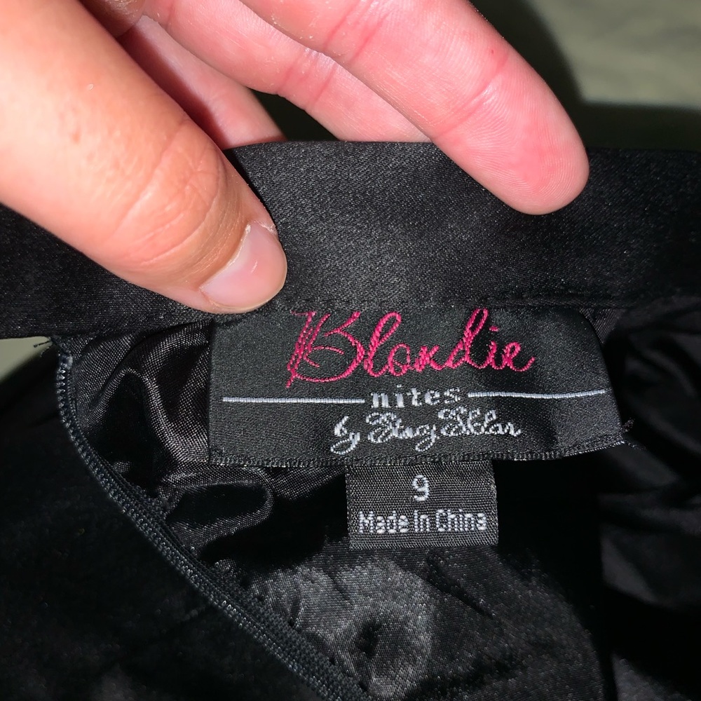 Black Two-Piece Mermaid Gown Dress - Picture 3 of 4